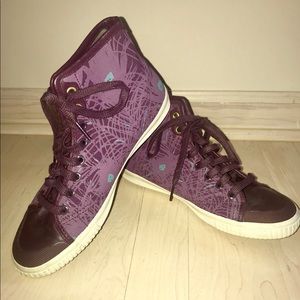 Women’s high top sneakers